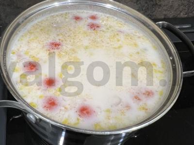 Grietinėlės žuvies sriuba pagrindine nuotrauka