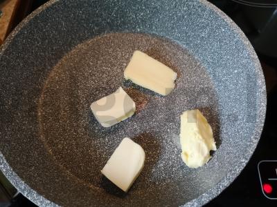 Kreminė jūros gėrybių sriuba Žingsnis 3