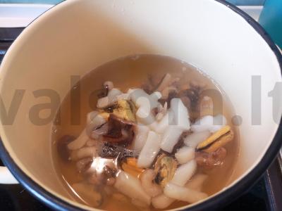 Kreminė jūros gėrybių sriuba Žingsnis 8