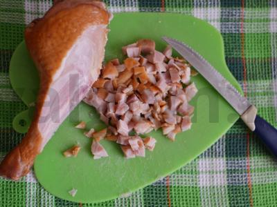 Salotas „Rūkyta“ su vištiena ir bulvėmis Žingsnis 3