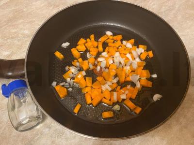 Daržovių ir dviejų rūšių mėsos troškinys Žingsnis 3