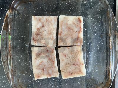 Skanus keptas menkė orkaitėje Žingsnis 1