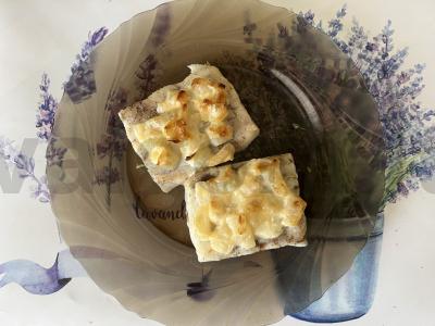 Skanus keptas menkė orkaitėje pagrindine nuotrauka