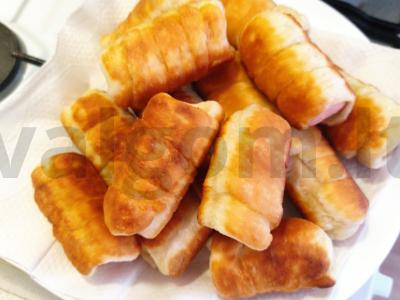 Dešrelės tešloje pagal mano močiutės receptą pagrindine nuotrauka