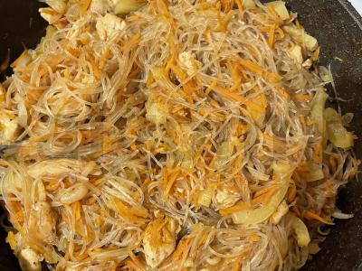 Aštri funčozė pagrindine nuotrauka