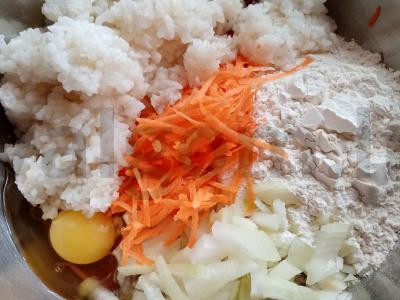 Kepeninė kotletai su ryžiais Žingsnis 2