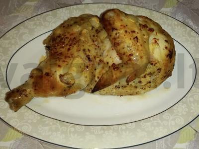 Vištiena po dviem pipirais pagrindine nuotrauka