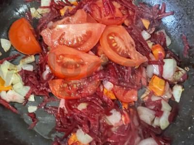 Borščas su grietine ir skrudintais duonos kubeliais Žingsnis 4