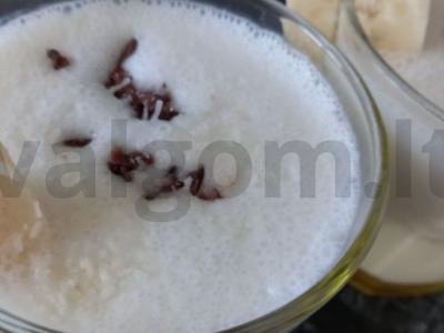 Pieno kokteilis su bananais Žingsnis 2