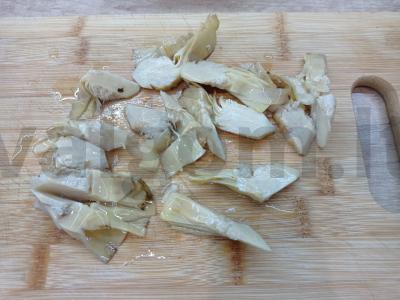 Aštrus salotas su artišokais ir džiovintais pomidorais Žingsnis 4