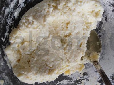 Sūrio blynai su šviežiais uogomis arba padažu Žingsnis 5