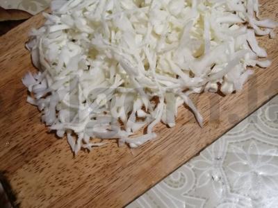 Troškinta kopūstai su voveraitėmis Žingsnis 2