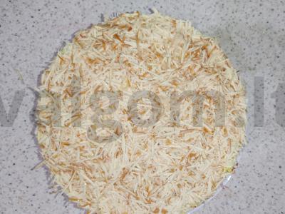 Sluoksniuotas salotas „Ločmanskij“ pagrindine nuotrauka