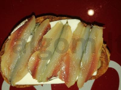 Krisčiai sumuštinis su silke Žingsnis 3