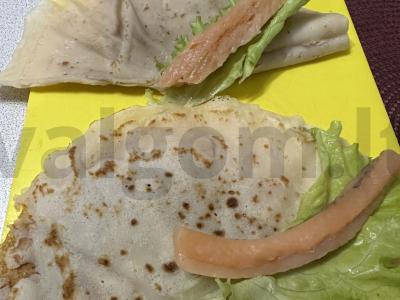 Pankūkos su pienu, žaliu salotu ir upėtakiu Žingsnis 6