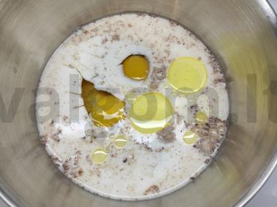 Šokoladinis blynų tortas Žingsnis 1