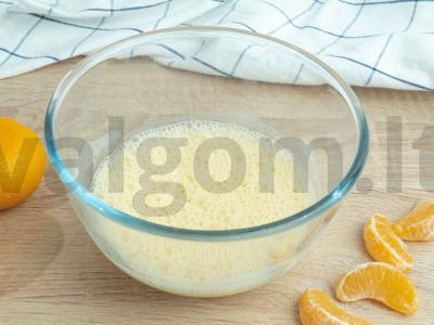 Kefyro gėrimas su mandarinų ir ciberžolės Žingsnis 3