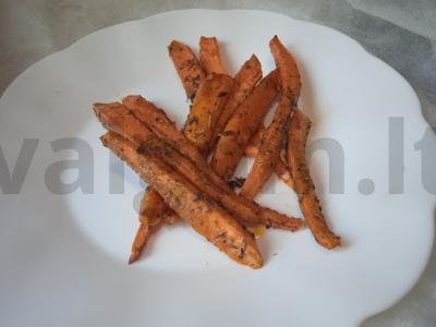 Morkos su parmezanu, keptos su itališkomis žolelėmis Žingsnis 4