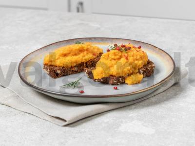 Cukinijų ikra su majonezu pagrindine nuotrauka