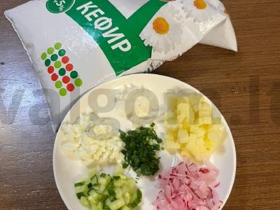 Šalta sriuba su vištiena Žingsnis 1