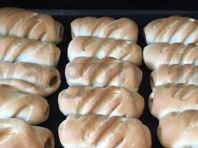 Vieniški dešrelės mieliniame tešloje pagrindine nuotrauka