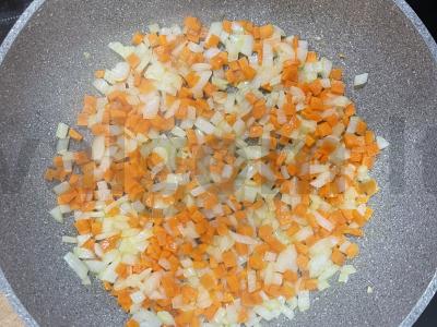 Pasta „Bolognese“ per valandą Žingsnis 1