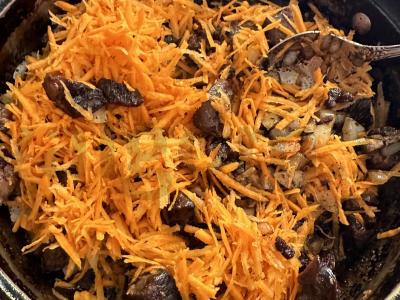 Plovas su žąsies mėsa „Namų fantazija“ Žingsnis 2