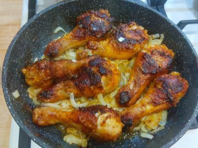 Vištienos kojos keptos aluje Žingsnis 5