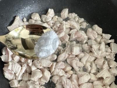 Makaronai su špinatais ir vištiena per 20 minučių Žingsnis 6