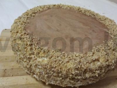 Greitas ir švelnaus skonio tortas ant vaflinių lakštų ir krekerių pagrindo pagrindine nuotrauka