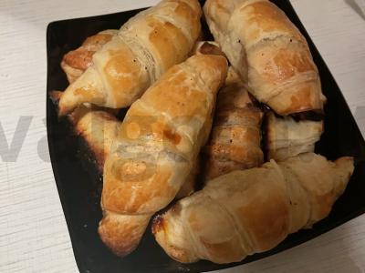 Kruasanai su obuoliais meduje pagrindine nuotrauka