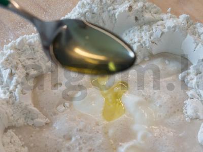 Beigluteninė fokacija Žingsnis 2