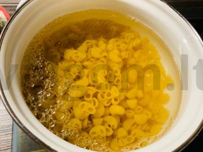 Makaronai su faršu „Pomidorų“ Žingsnis 2