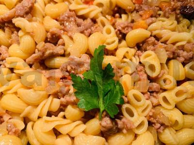 Makaronai su faršu „Pomidorų“ pagrindine nuotrauka