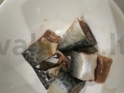 Puiki skumbrija grietinėje su ryžiais Žingsnis 2