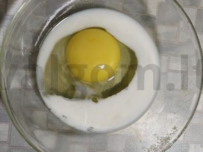 Lavašas su svogūnų įdaru kaimišku stiliumi su aštria adžika Žingsnis 4