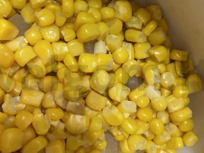 Vištienos, ananasų ir sūrio salotos Žingsnis 2