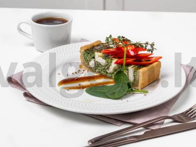 Špinatų ir fetos pyragas pagrindine nuotrauka