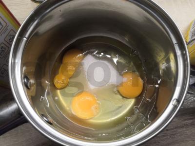 Labiausiai oriniai blynai be sodos ir kepimo miltelių Žingsnis 1