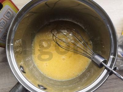 Labiausiai oriniai blynai be sodos ir kepimo miltelių Žingsnis 2