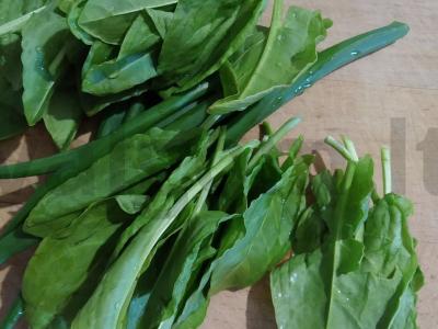 Špinatų sriuba su kiaulienos šonkauliais Žingsnis 2