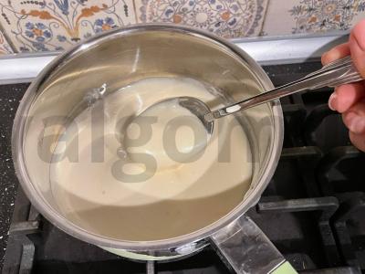 Tortas „Medovikas“ su natūraliu medumi Žingsnis 4