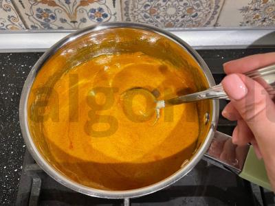 Tortas „Medovikas“ su natūraliu medumi Žingsnis 6