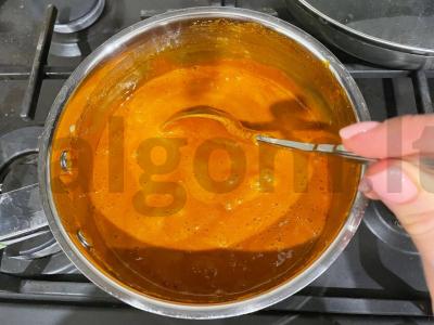 Tortas „Medovikas“ su natūraliu medumi Žingsnis 8