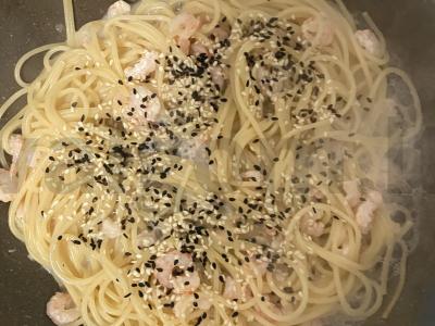 Spagečiai su krevetėmis grietinėlėje pagrindine nuotrauka