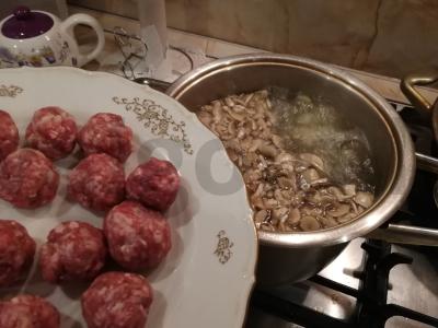 Grybų sriuba su veršienos kukuliais Žingsnis 6