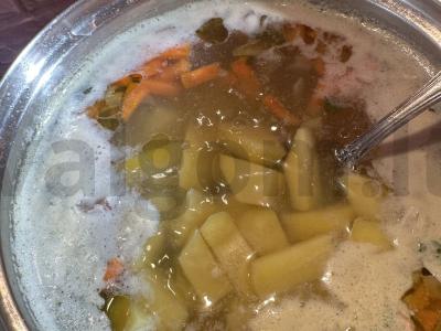 Namų vištienos sriuba su makaronais ir skrudinta duona Žingsnis 4