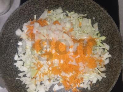 Patingėlių kopūstai iš vištienos krūtinėlės Žingsnis 1