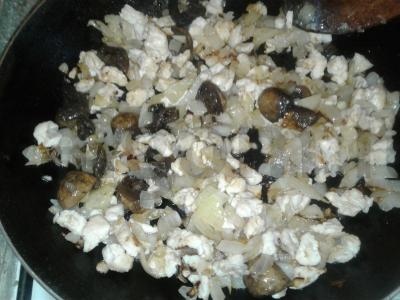 Spagetini su grybais ir vištiena Žingsnis 4