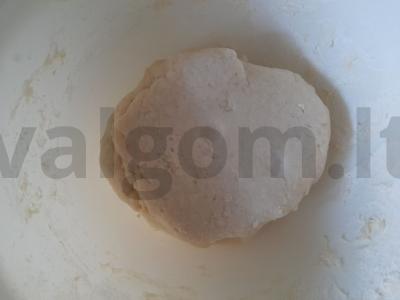 Namų traškučiai iš nesaldinto tešlos Žingsnis 1